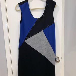 Sleeveless dress